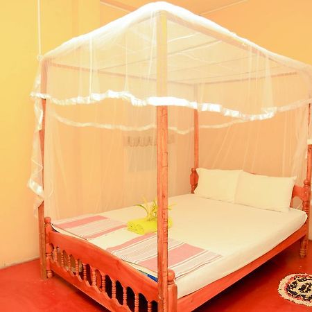 Natural Cabanas Kanattegoda Exterior foto
